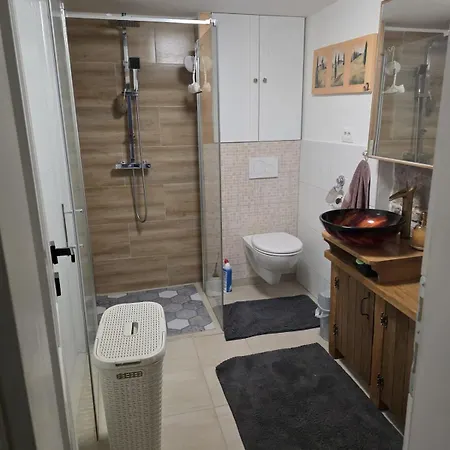 Tatil Evi Charmantes Steinhaus- Ruhig, Strandnah & Mit Garage
