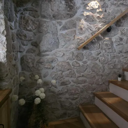 Tatil Evi Charmantes Steinhaus- Ruhig, Strandnah & Mit Garage Labin (Istria)